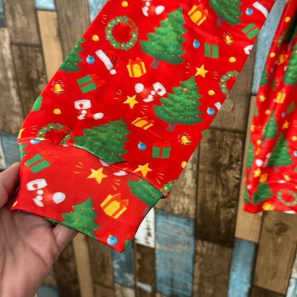 Festive Llama Christmas Sweater - Picture 9 of 12